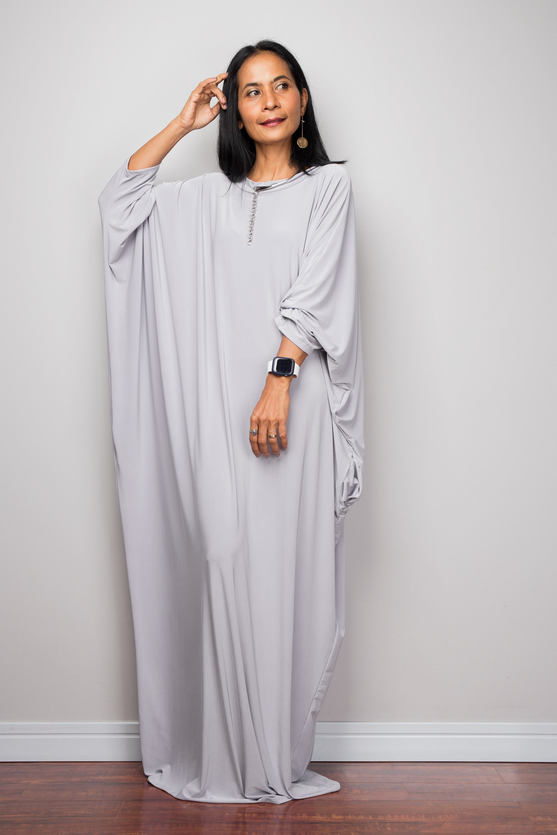Buy Modest Kaftan dresses online. Muslim evening dress by Nuichan