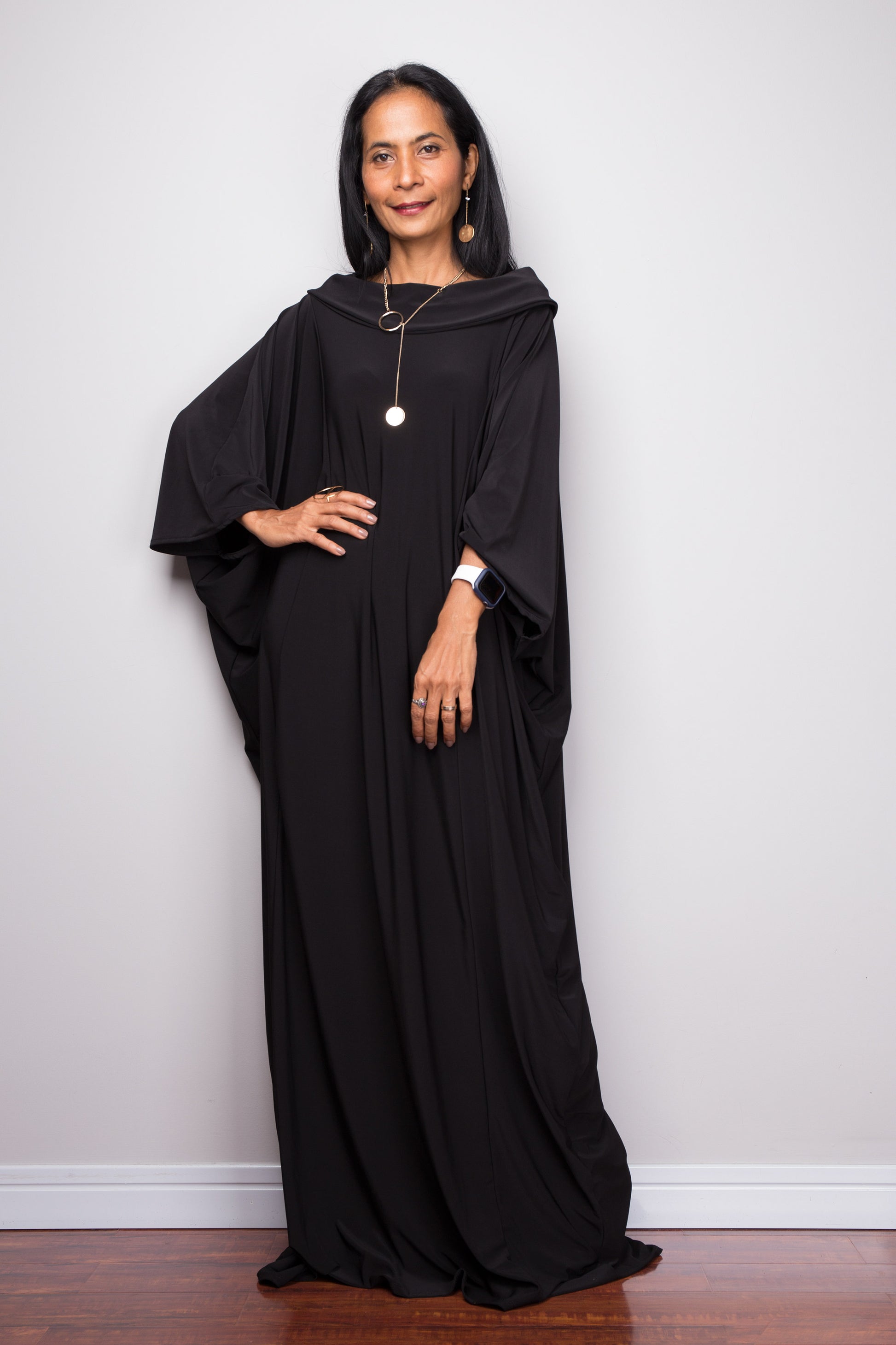 Buy Modest Kaftan dresses online. Large kaftan frock dress by Nuichan