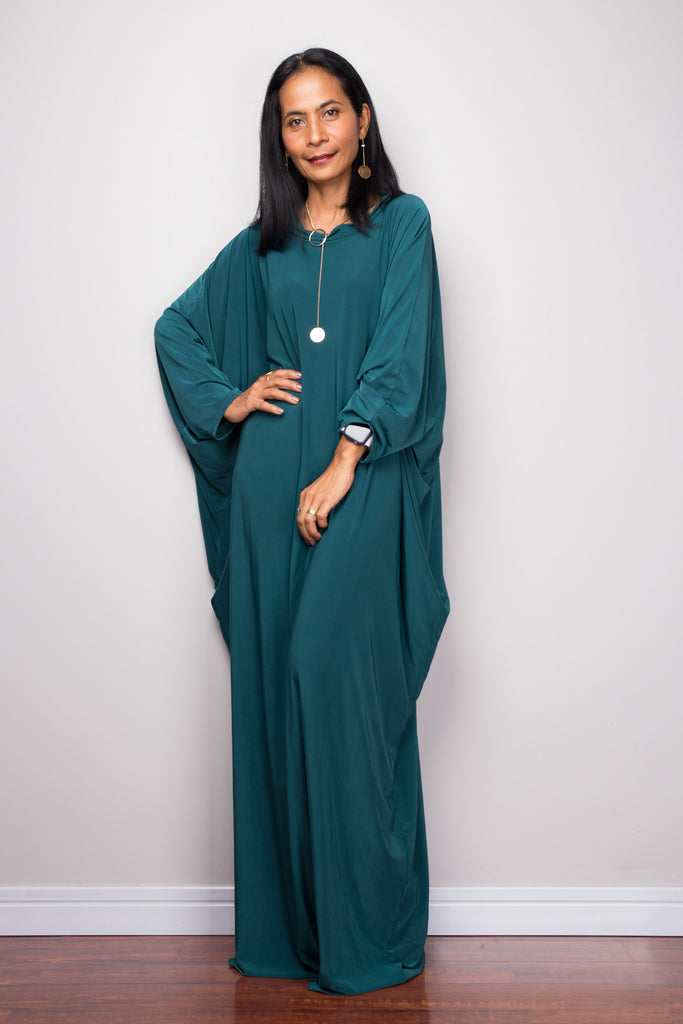 Stylish kaftan dresses online. Modest maxi dress by Nuichan