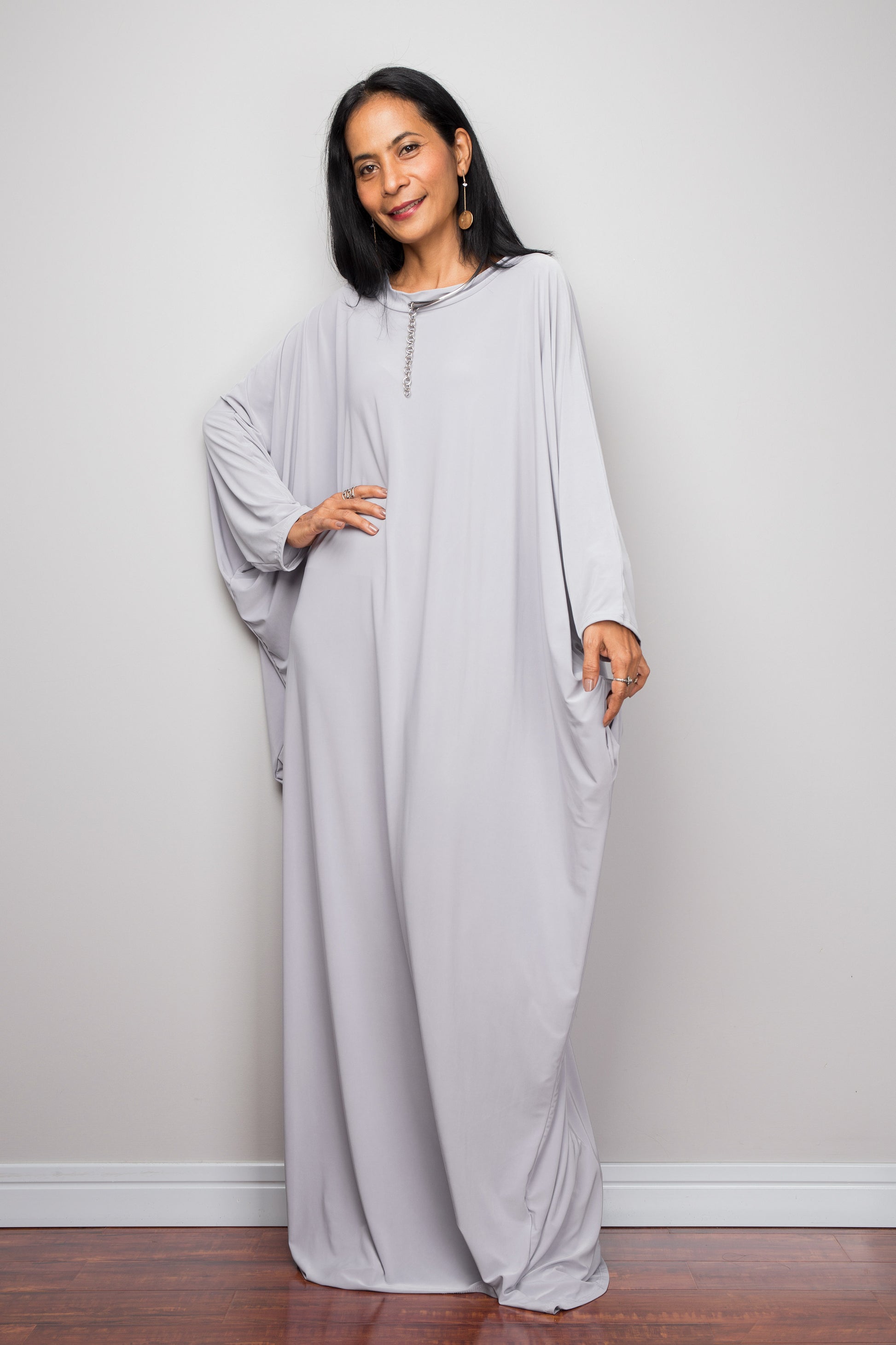 Buy Modest Kaftan dresses online. Large kaftan frock dress by Nuichan