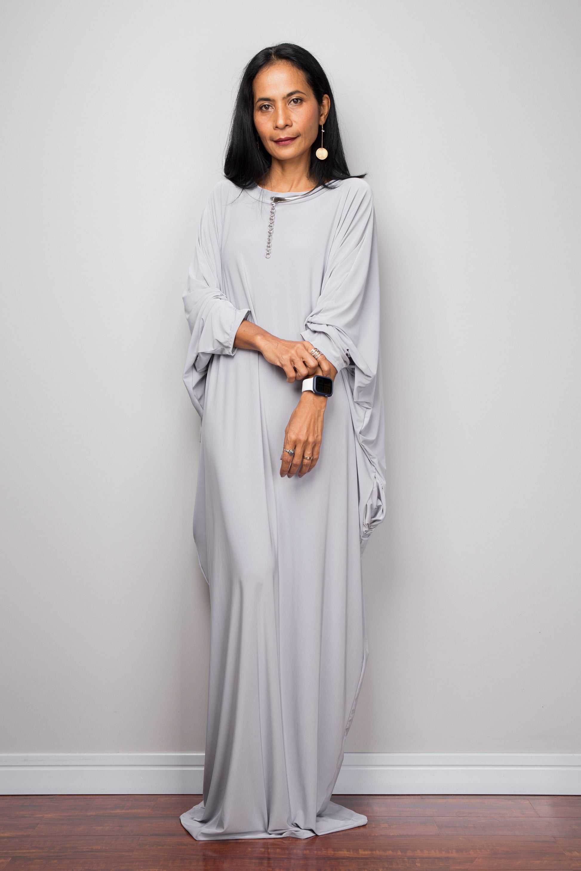 Buy Modest Kaftan dresses online. Muslim evening dress by Nuichan