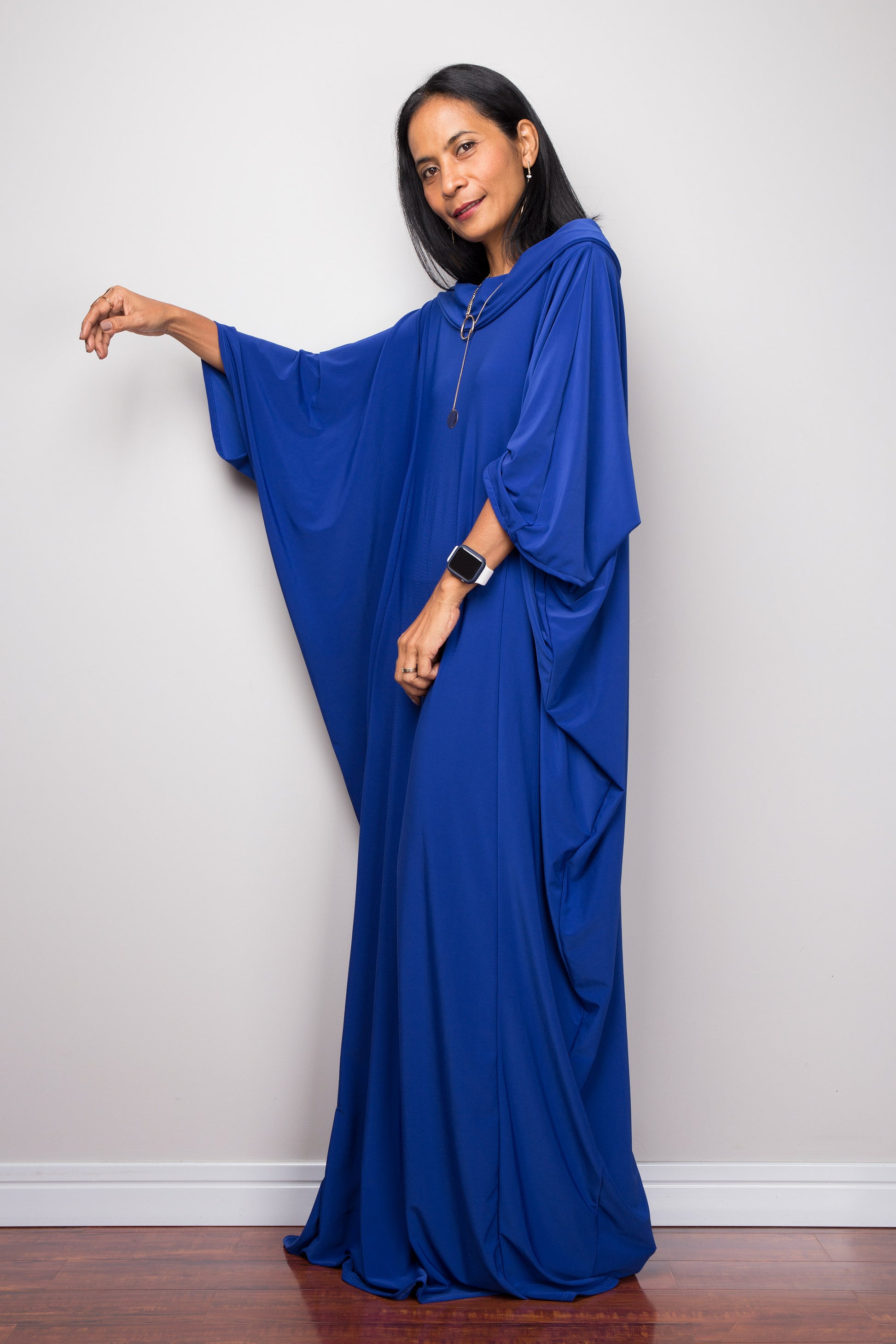 Buy Modest Kaftan dresses online. Large kaftan frock dress by Nuichan