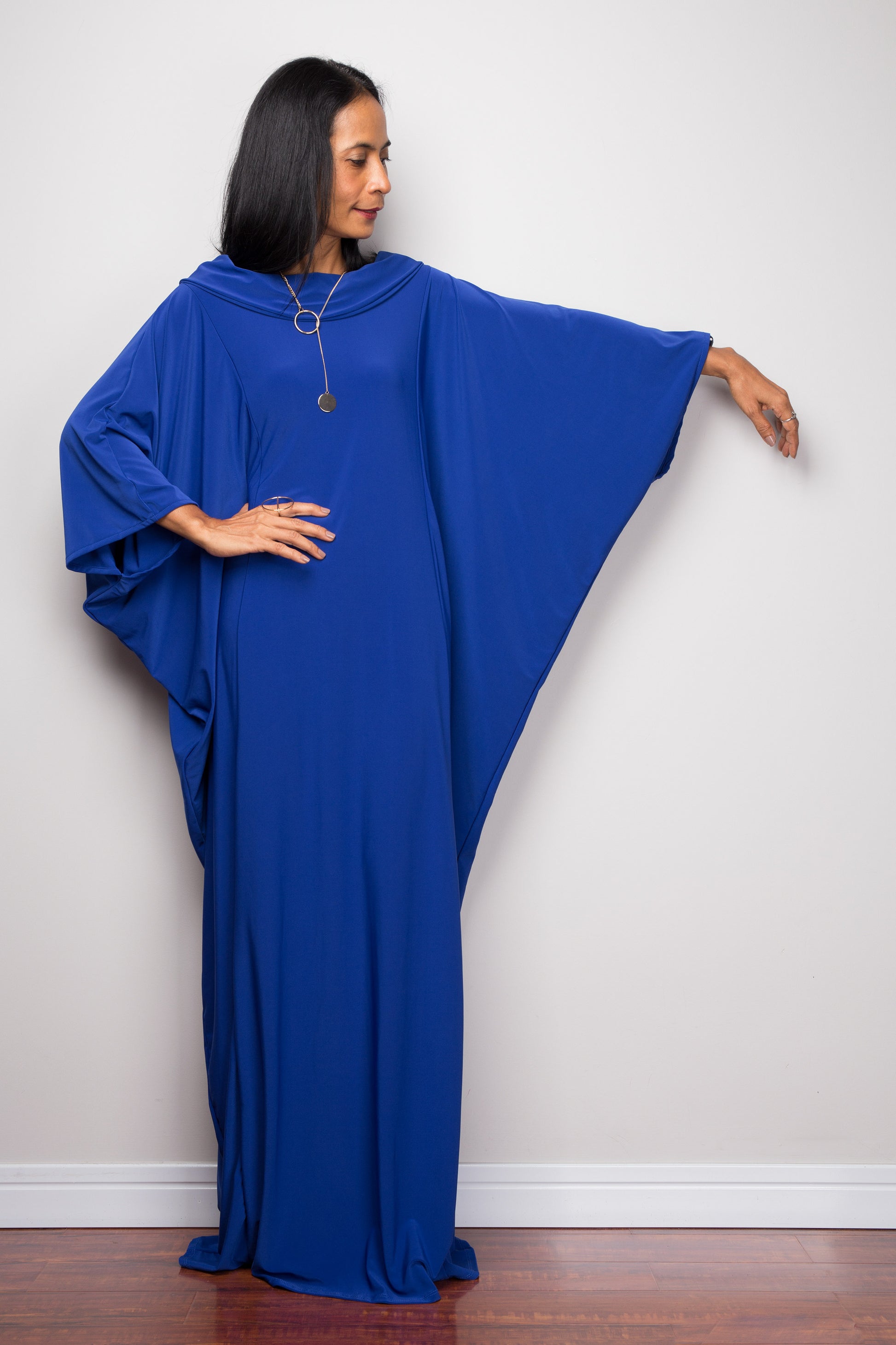 Buy Modest Kaftan dresses online. Large kaftan frock dress by Nuichan