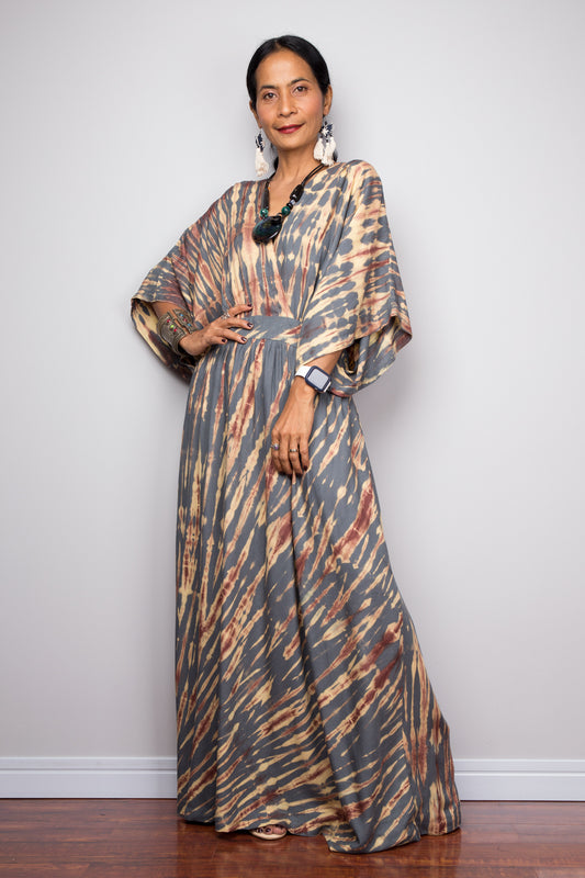 Buy Kaftan dresses online. Kimono kaftan frock dress by Nuichan