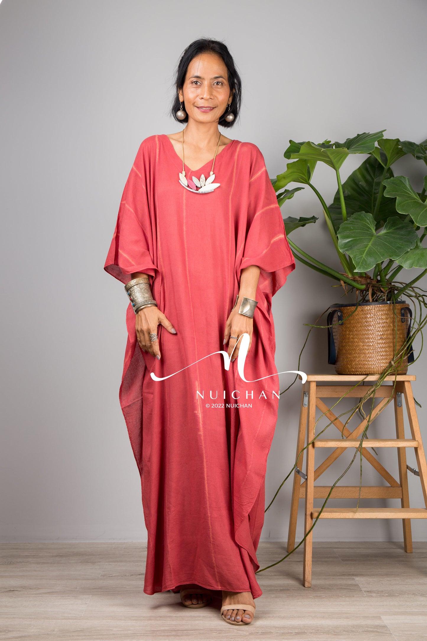 Nuichan Women Tie dye kaftan. Buy lounge wear and tie dye dress online