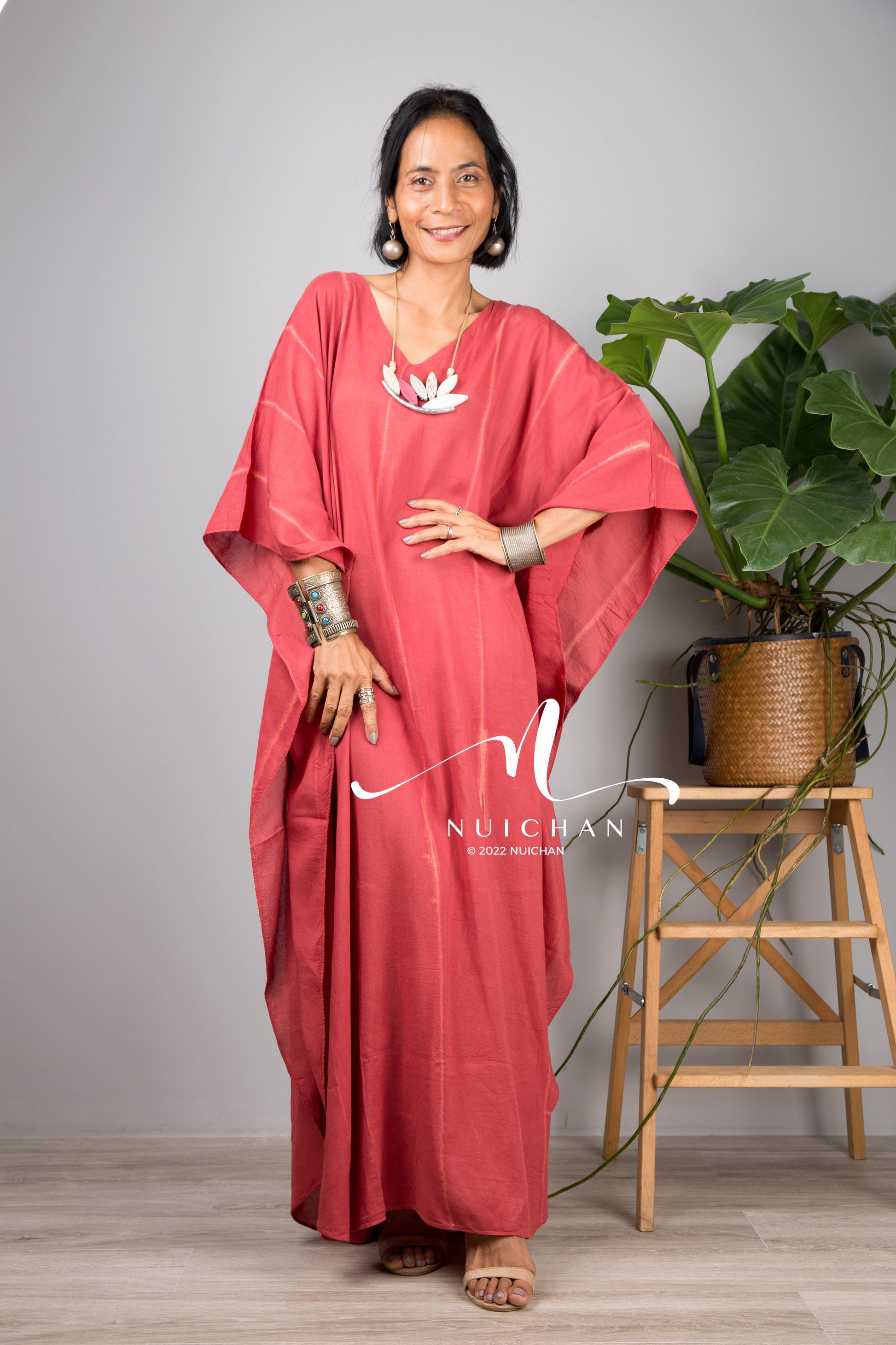 Nuichan Women Tie dye kaftan. Buy lounge wear and tie dye dress online