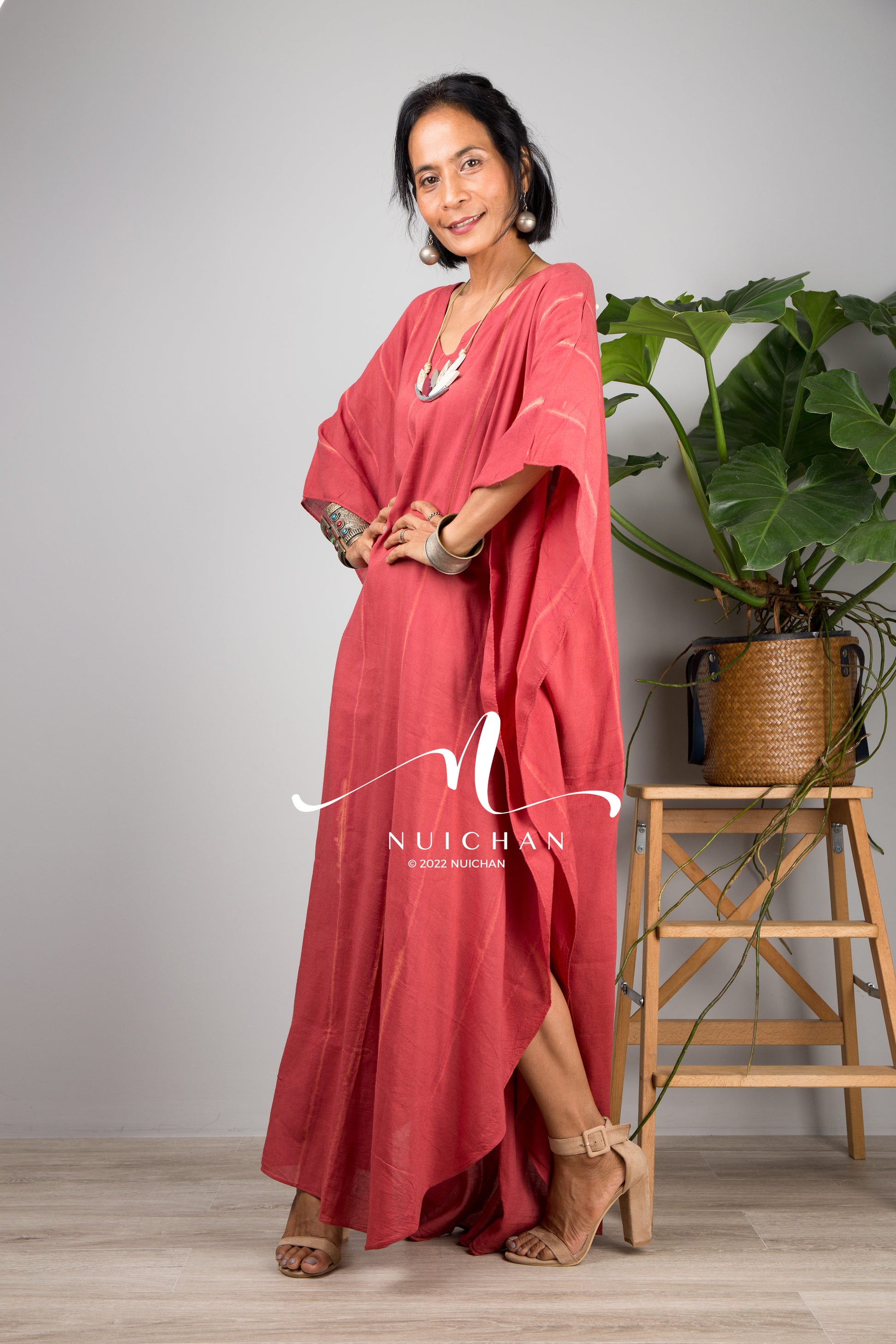 Nuichan Women Tie dye kaftan. Buy lounge wear and tie dye dress online\