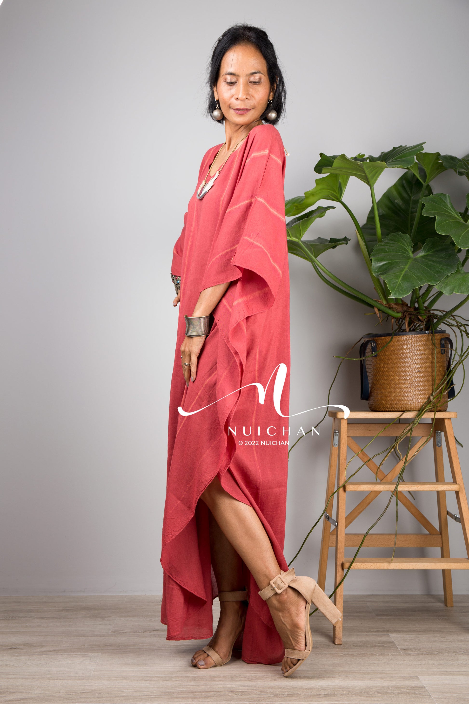 Nuichan Women Tie dye kaftan. Buy lounge wear and tie dye dress online