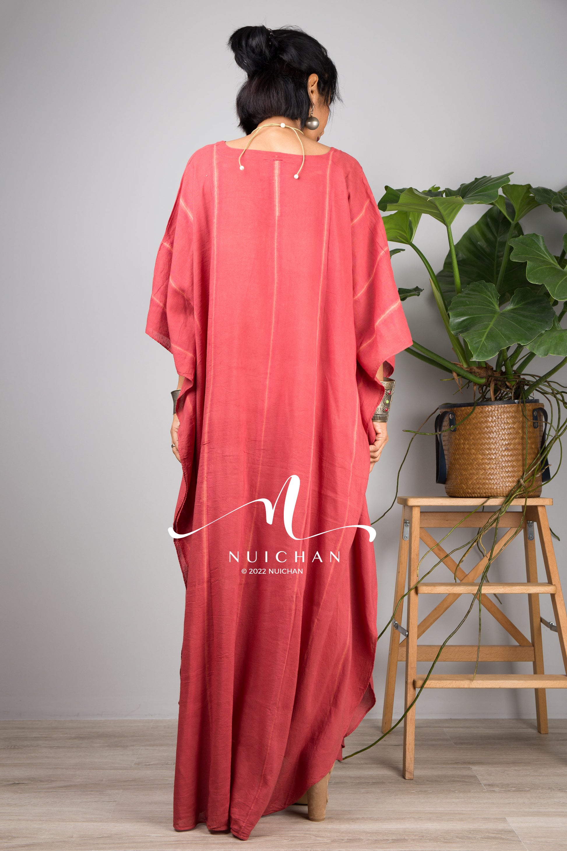 Nuichan Women Tie dye kaftan. Buy lounge wear and tie dye dress online