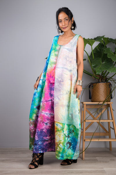 Nuichan Women's sleeveless tie dye dress. Buy hand dyed dresses online