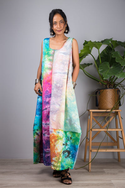 Nuichan Women's sleeveless tie dye dress. Buy hand dyed dresses online