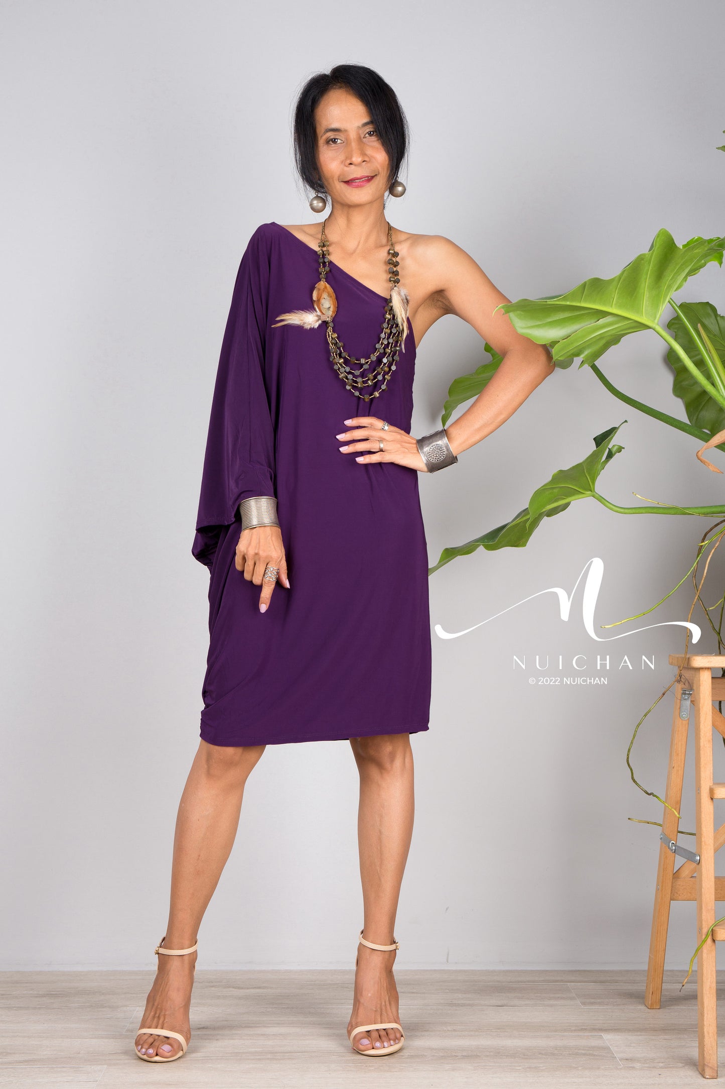 Nuichan women's short dark purple dress. Off shoulder party dress 