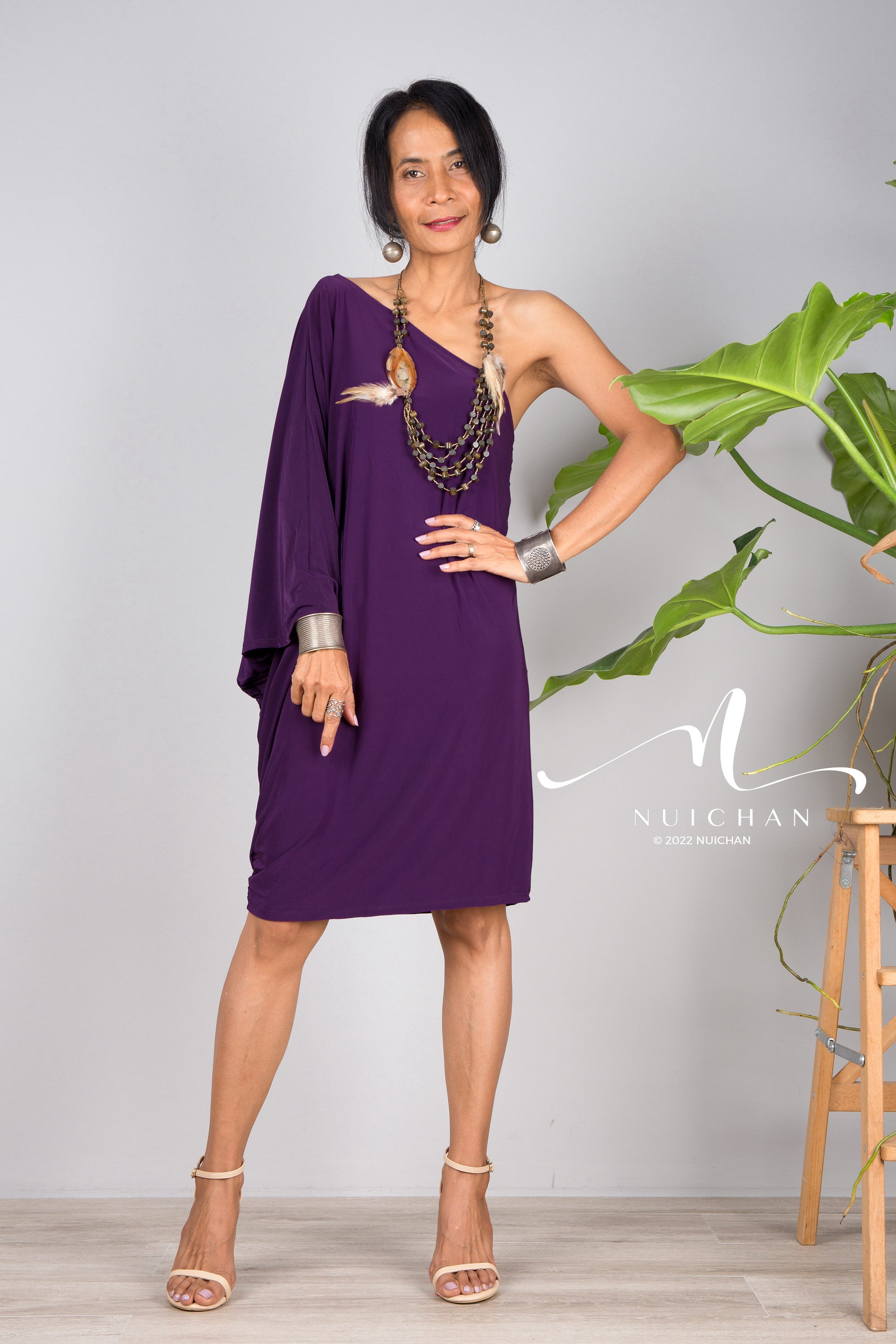 Nuichan women's short dark purple dress. Off shoulder party dress 