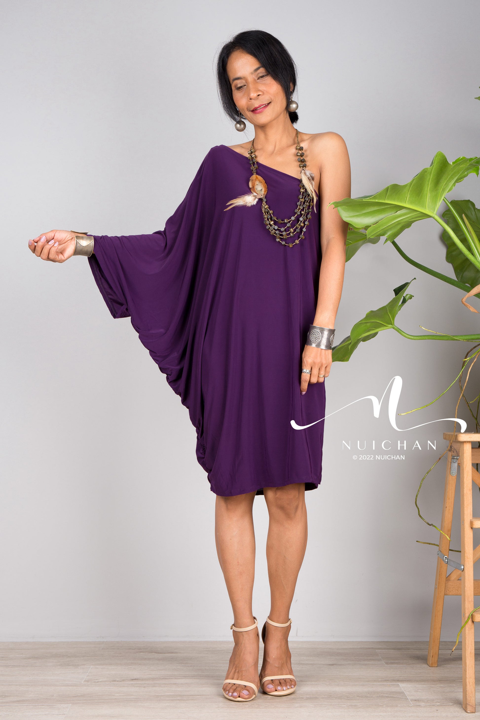 Nuichan women's short dark purple dress. Off shoulder party dress 