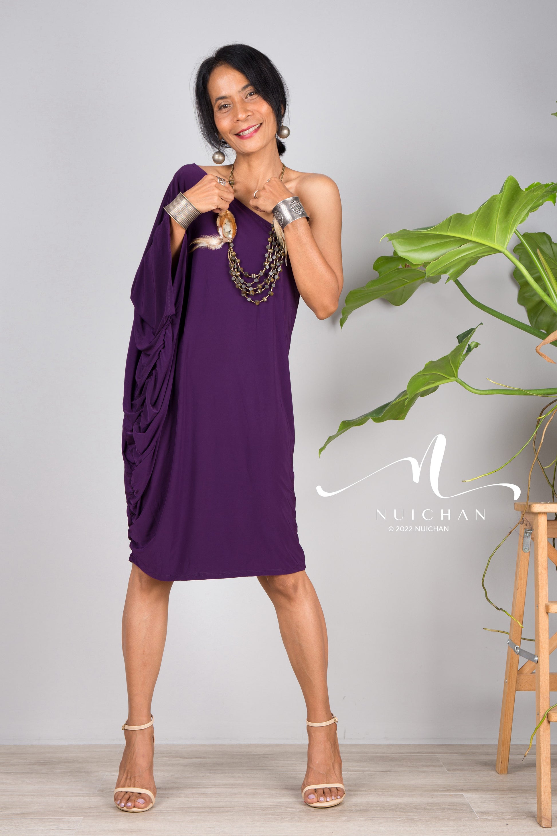 Nuichan women's short dark purple dress. Off shoulder party dress 