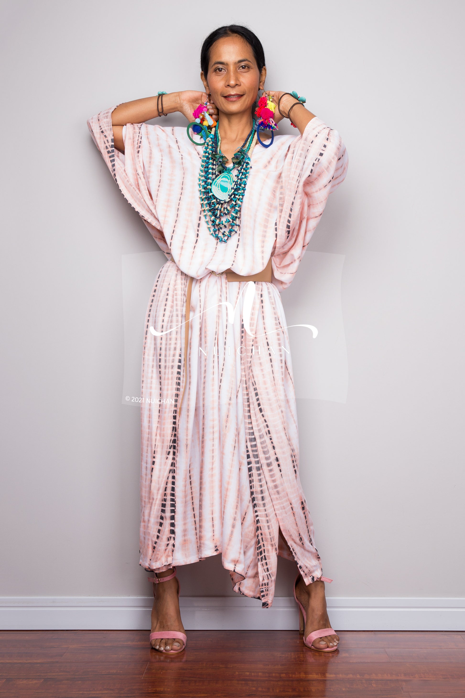 Buy Tie dye kimono kaftan online.  Nuichan offers vast variety of tie dye summer dresses
