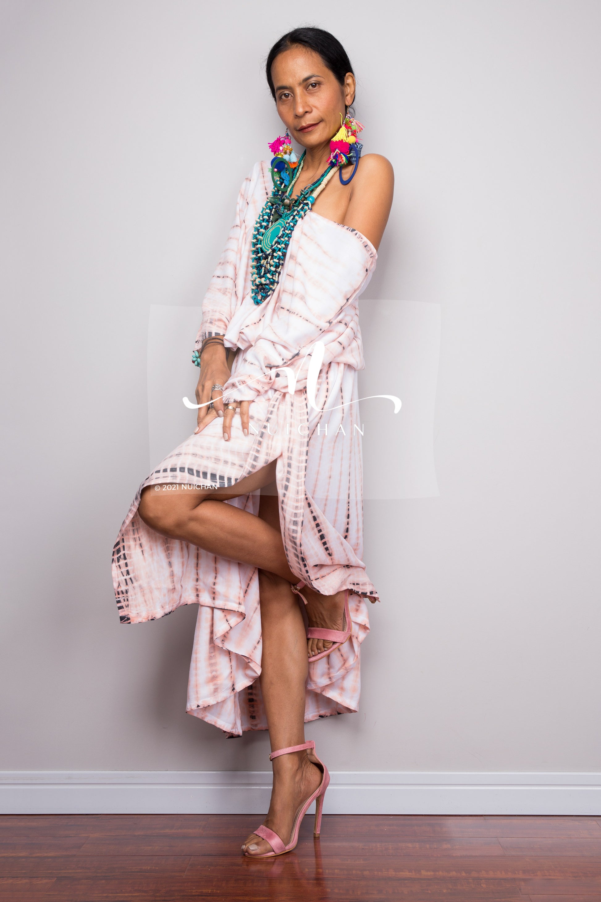 Buy Kaftan dresses online. Kimono kaftan frock dress by Nuichan